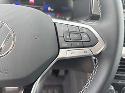 Volkswagen Taos S FWD 2025