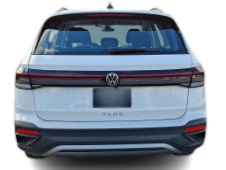 Volkswagen Taos S FWD 2026