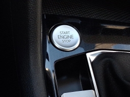 Volkswagen Taos S FWD 2026