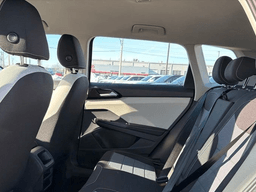 Volkswagen Taos S FWD 2026