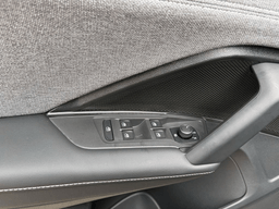 Volkswagen Tiguan S 2.0T FWD 2025