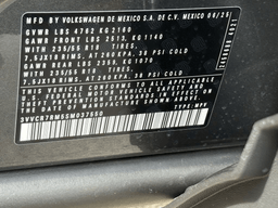 Volkswagen Tiguan S 2.0T FWD 2025