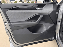 Volkswagen Tiguan S 2.0T FWD 2025