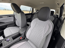 Volkswagen Tiguan S 2.0T FWD 2025