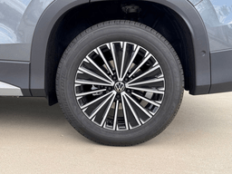 Volkswagen Tiguan S 2.0T FWD 2025