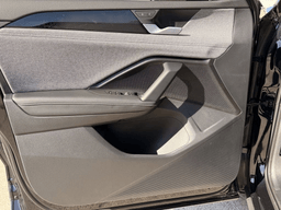 Volkswagen Tiguan S 2.0T FWD 2026