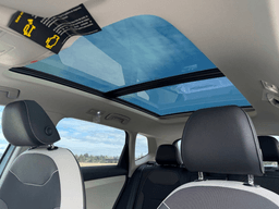 Volkswagen Taos SE FWD 2026