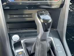 Volkswagen Taos SE FWD 2026