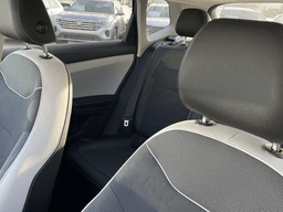 Volkswagen Taos SE FWD 2026