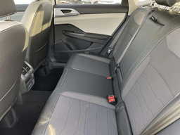 Volkswagen Taos SE FWD 2026