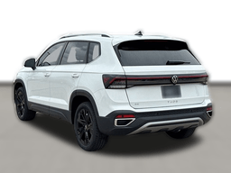 Volkswagen Taos SE FWD 2025