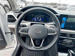 Volkswagen Taos SE FWD 2025