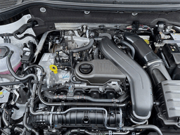 Volkswagen Taos SE FWD 2025