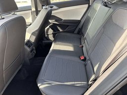 Volkswagen Taos SE FWD 2025