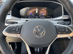 Volkswagen Taos SE FWD 2025