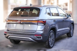 Volkswagen Taos SE FWD 2026