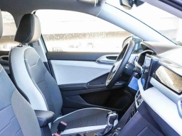 Volkswagen Taos SE FWD 2026