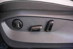 Volkswagen Taos SE FWD 2026