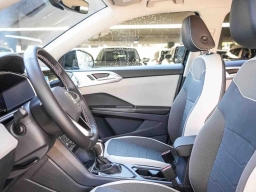 Volkswagen Taos SE FWD 2026