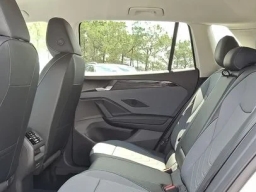 Volkswagen Tiguan SE 2.0T 4MOTION 2025
