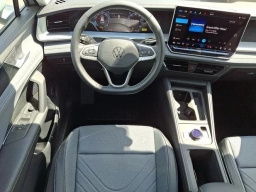 Volkswagen Tiguan SE 2.0T 4MOTION 2025