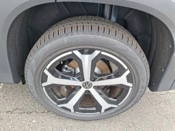 Volkswagen Tiguan SE 4MOTION 2026