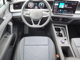 Volkswagen Tiguan SE 2.0T 4MOTION 2025