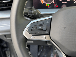 Volkswagen Tiguan SE 2.0T FWD 2026