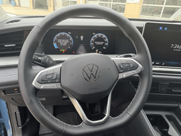 Volkswagen Tiguan SE 2.0T FWD 2025