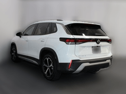 Volkswagen Tiguan SE 2.0T FWD 2025