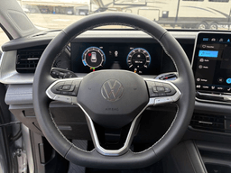 Volkswagen Tiguan SE 2.0T FWD 2025