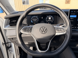 Volkswagen Tiguan SE 2.0T FWD 2026
