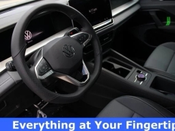 Volkswagen Tiguan SE R-Line Black 2.0T 4MOTION 2025