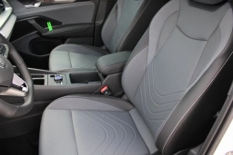 Volkswagen Tiguan SE R-Line Black 2.0T 4MOTION 2025