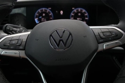 Volkswagen Tiguan SE R-Line Black 2.0T 4MOTION 2025