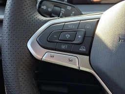 Volkswagen Tiguan SE R-Line Black 2.0T 4MOTION 2026