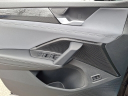 Volkswagen Tiguan SE R-Line Black 2.0T 4MOTION 2026