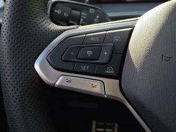 Volkswagen Tiguan SE R-Line Black 2.0T 4MOTION 2026