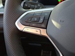 Volkswagen Tiguan SE R-Line Black 2.0T 4MOTION 2026