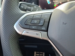 Volkswagen Tiguan SE R-Line Black 2.0T 4MOTION 2026