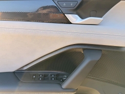 Volkswagen Tiguan SE R-Line Black 2.0T FWD 2026