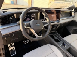 Volkswagen Tiguan SE R-Line Black 2.0T FWD 2026