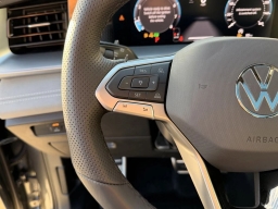 Volkswagen Tiguan SE R-Line Black 2.0T FWD 2026