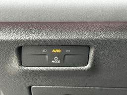 Volkswagen Tiguan SE R-Line Black 2.0T FWD 2026