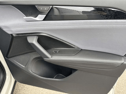 Volkswagen Tiguan SE R-Line Black 2.0T FWD 2026