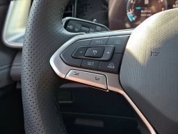 Volkswagen Tiguan SE R-Line Black FWD 2026