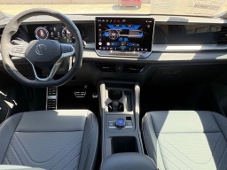 Volkswagen Tiguan SE R-Line Black 2.0T FWD 2026