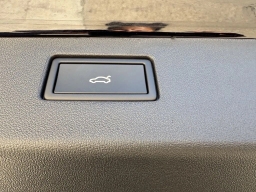 Volkswagen Tiguan SE R-Line Black 2.0T FWD 2026