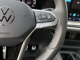 Volkswagen Tiguan SE R-Line Black 2.0T FWD 2026