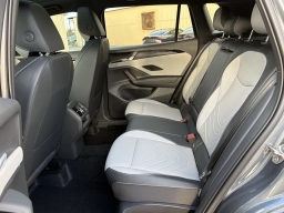 Volkswagen Tiguan SE R-Line Black 2.0T FWD 2026